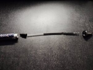 100円ショップ　ボールペン